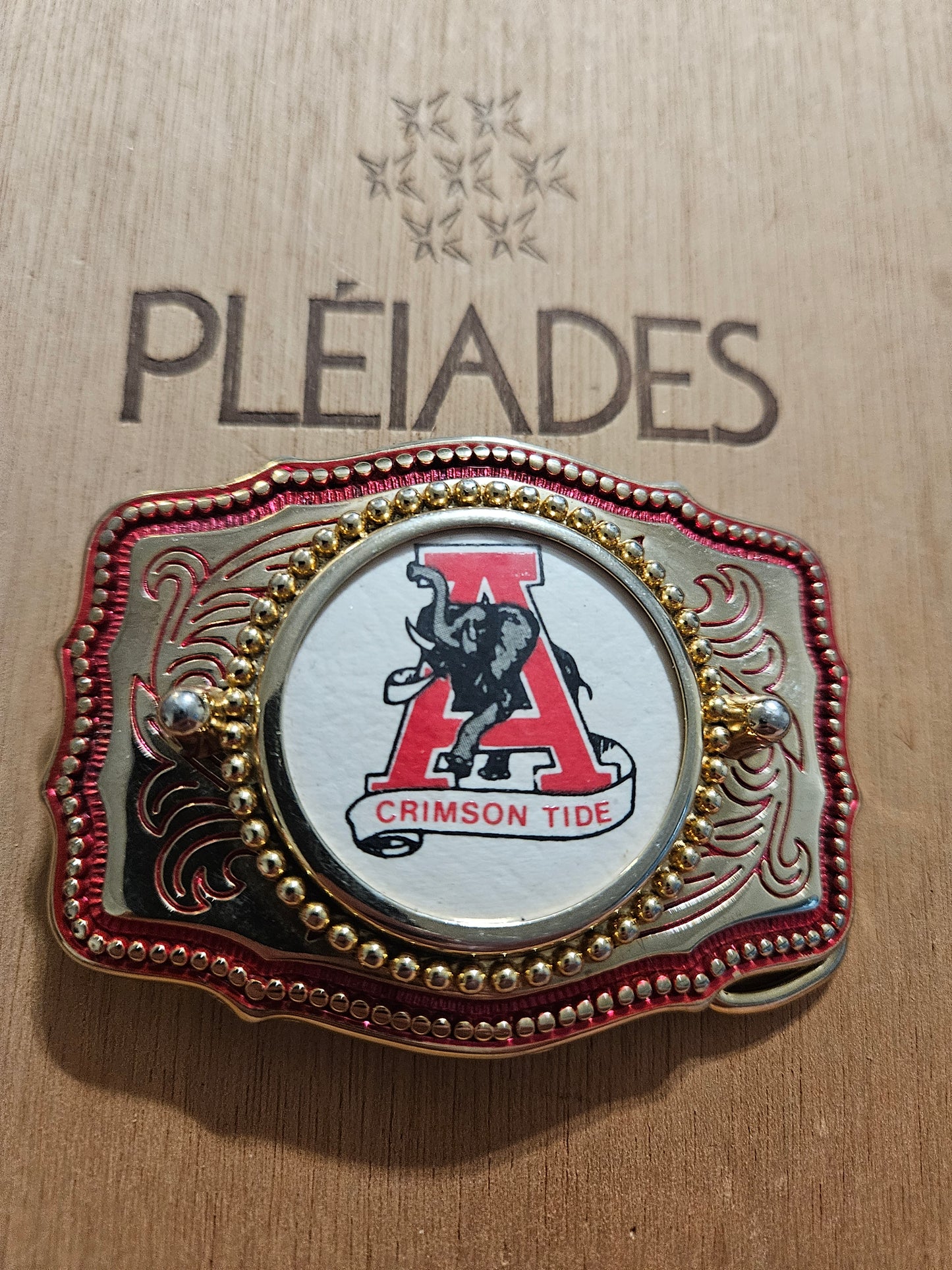 Vintage Alabama Crimson Tide Belt Buckle – Mint Condition Memorabilia