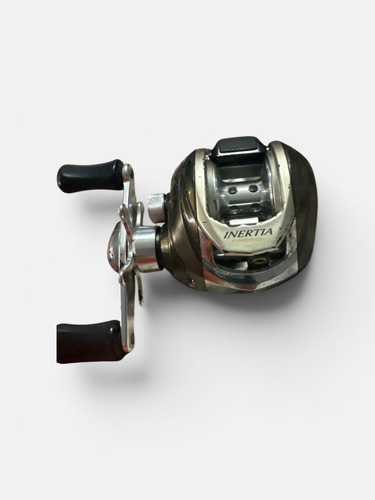 Pinnacle Inertia Baitcasting Reel – Gold/Black