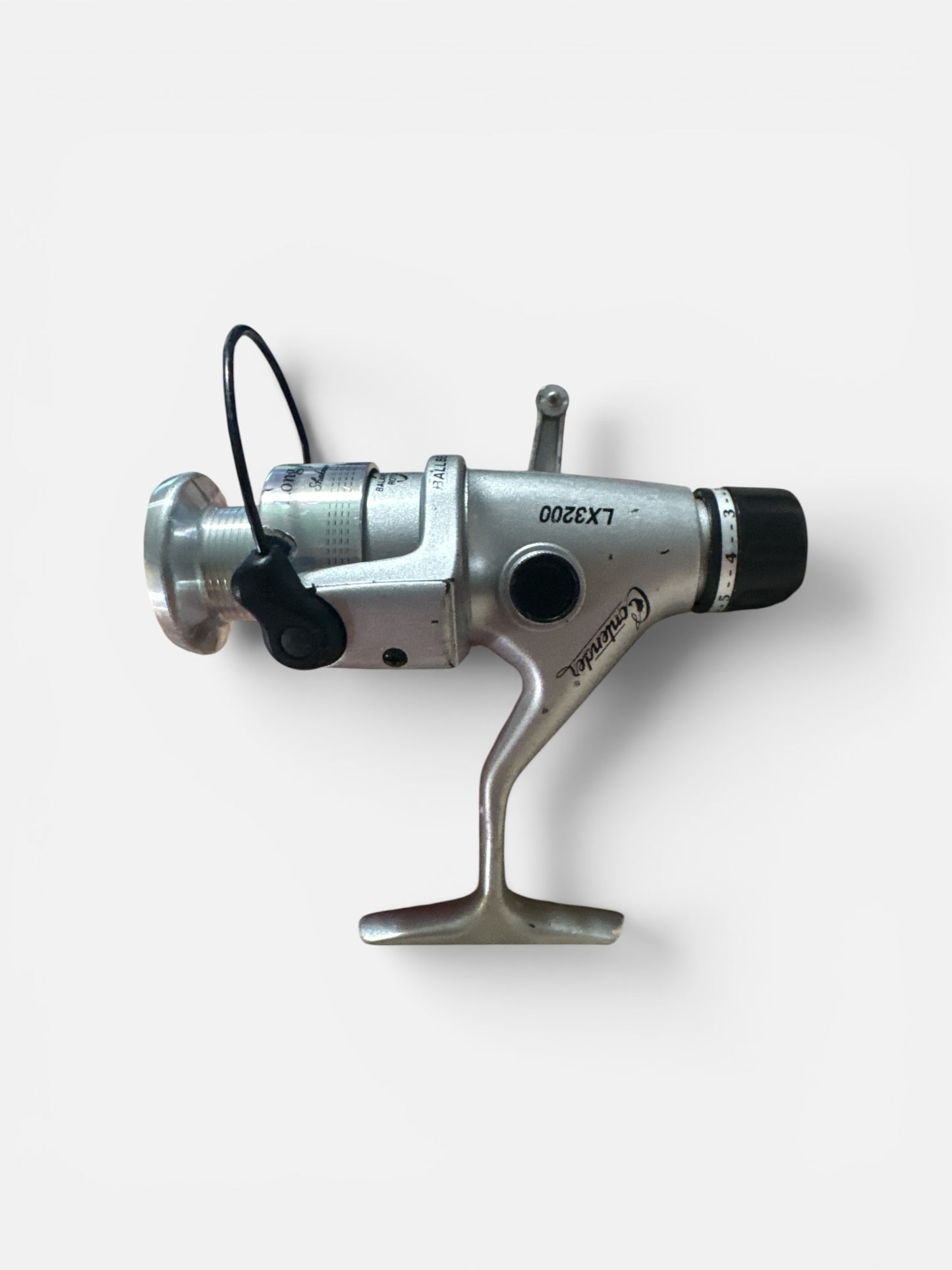 Shakespeare Long Cast Contender LX3200 Spinning Reel – Silver Ball Bearing
