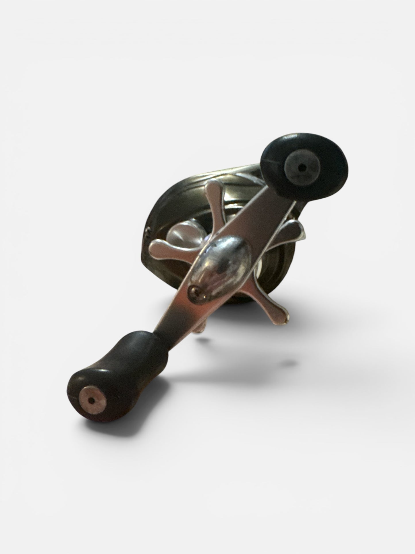 Pinnacle Inertia Baitcasting Reel – Gold/Black