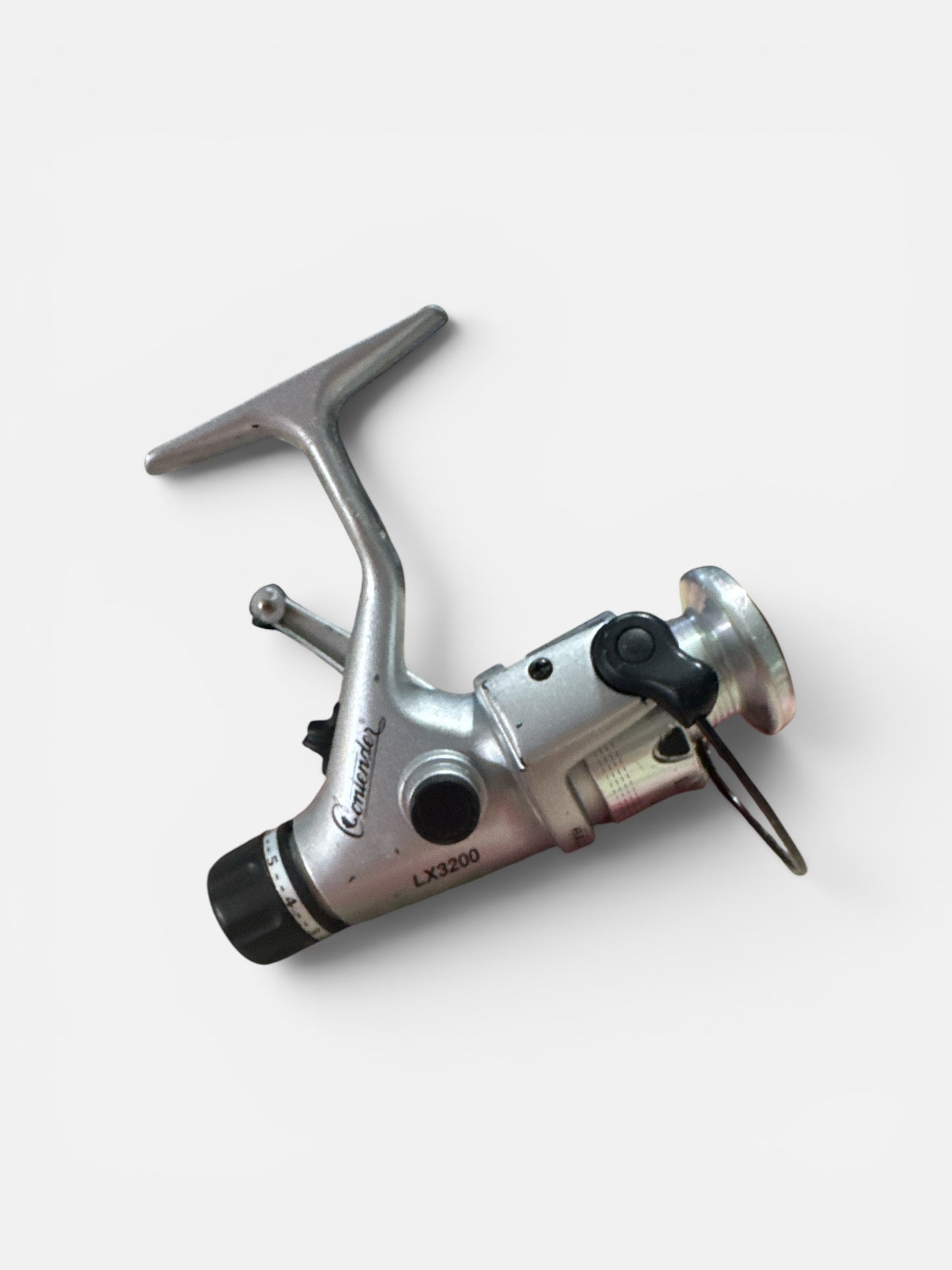 Shakespeare Long Cast Contender LX3200 Spinning Reel – Silver Ball Bearing