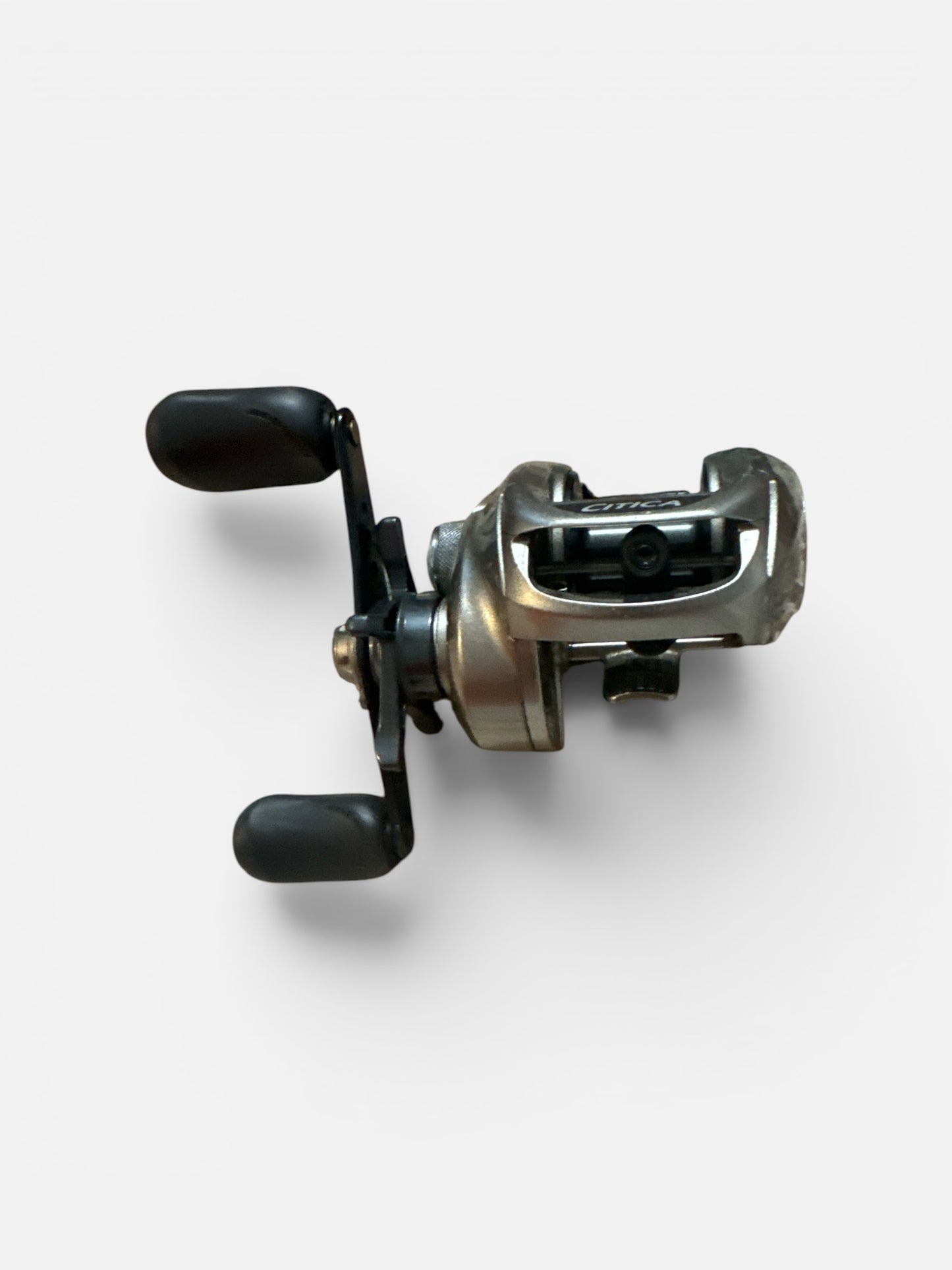 Shimano Citica Baitcasting Reel – Champagne Silver (Cosmetic Wear)