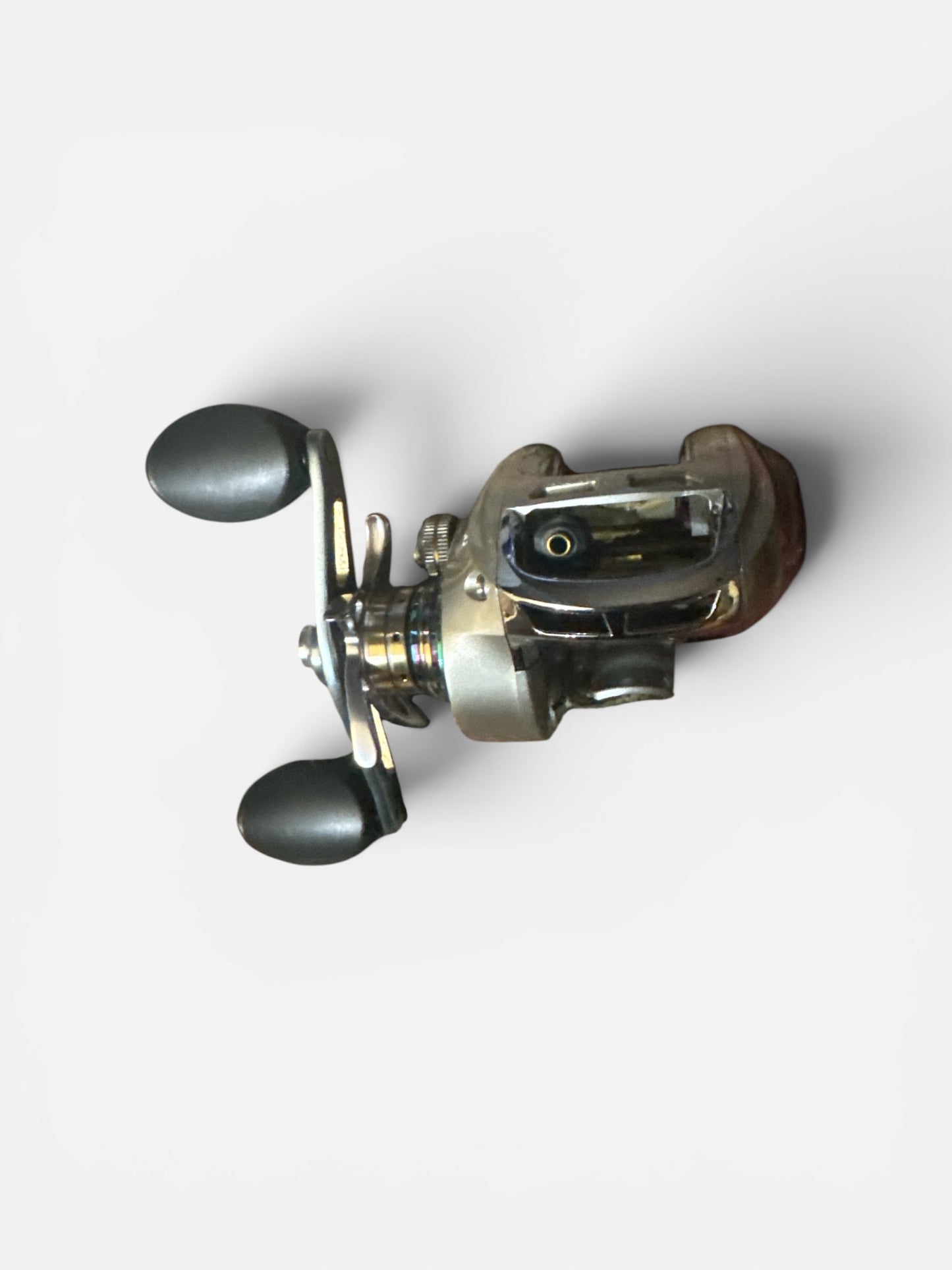 Quantum Energy PT Baitcasting Reel – Iridescent Accent – Used
