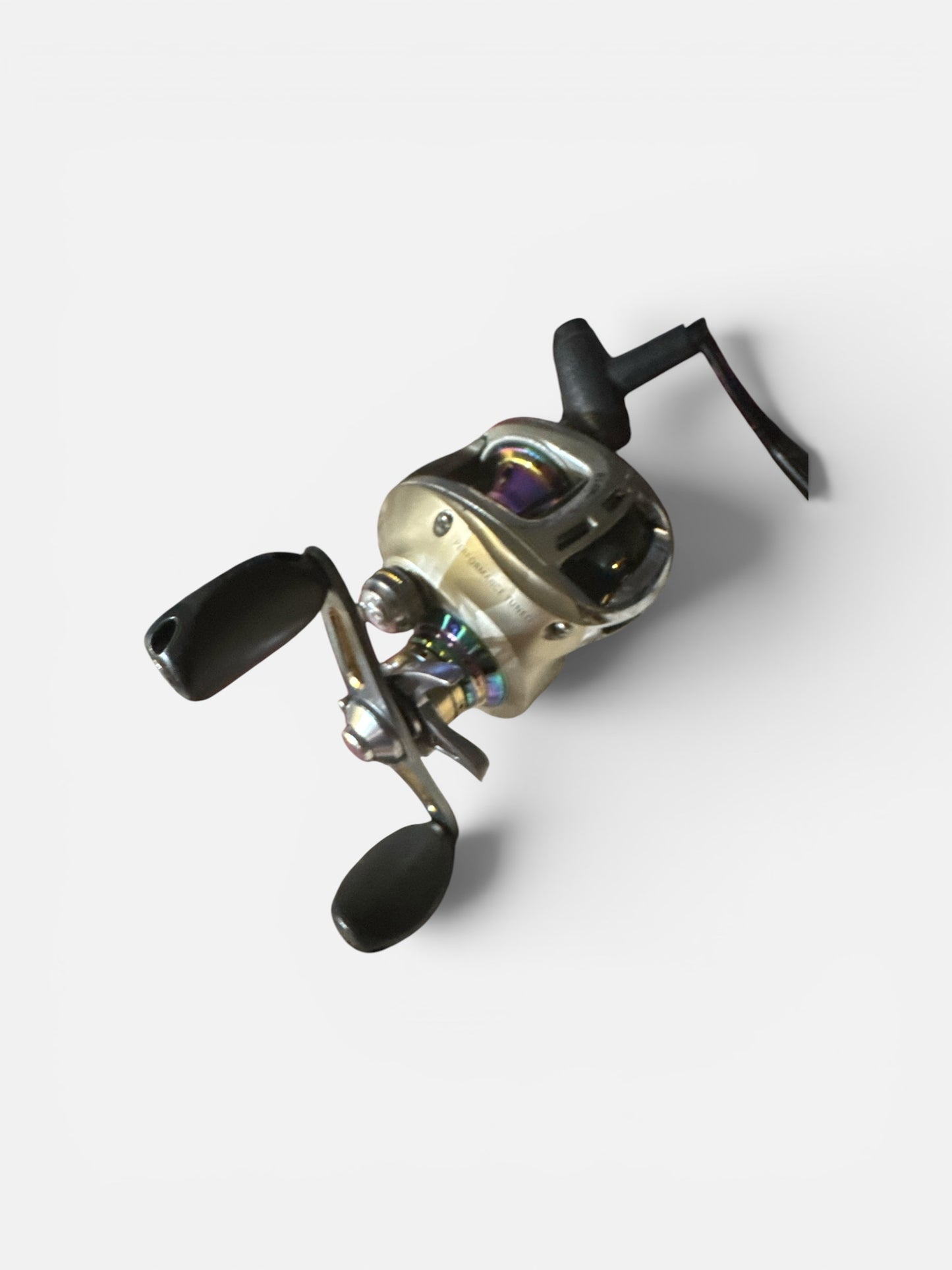 Quantum Energy PT Baitcasting Reel – Iridescent Accent – Used