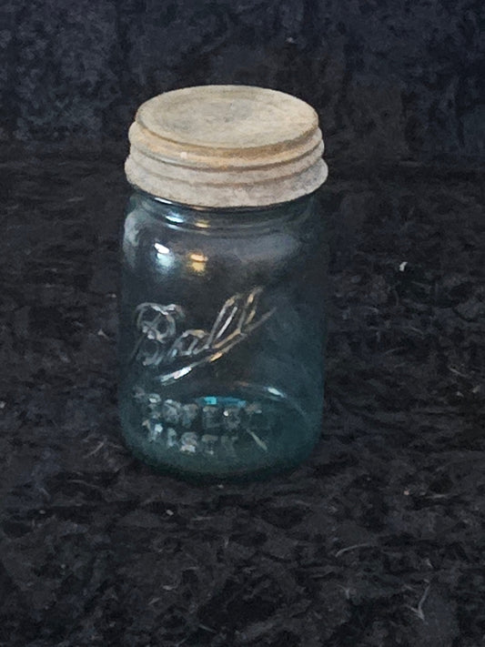 Antique Ball Perfect Mason Jar – Aqua Blue Glass with Zinc Lid Early 1900s