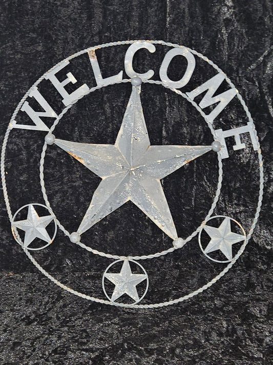 Vintage Metal Twisted Rope Star Welcome Sign — Farmhouse Wall Decor
